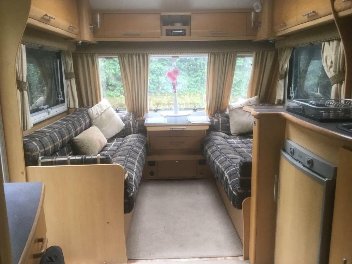 Self Contained Holiday Home Caravan 코샘 외부 사진