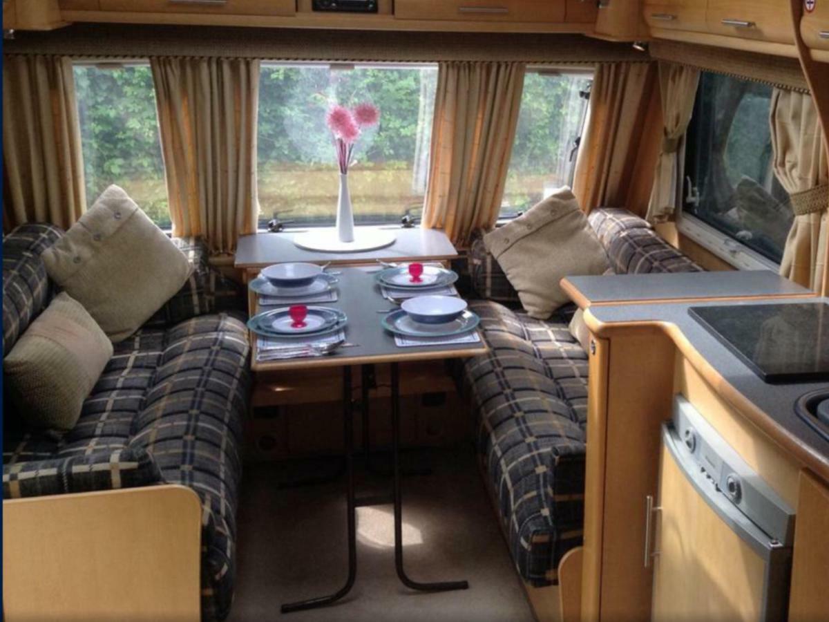 Self Contained Holiday Home Caravan 코샘 외부 사진